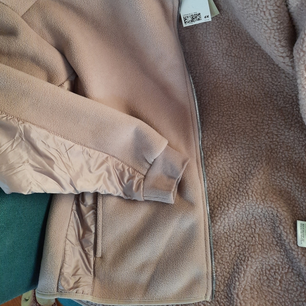 NWT H&M sport Womens fleece sherpa jacket